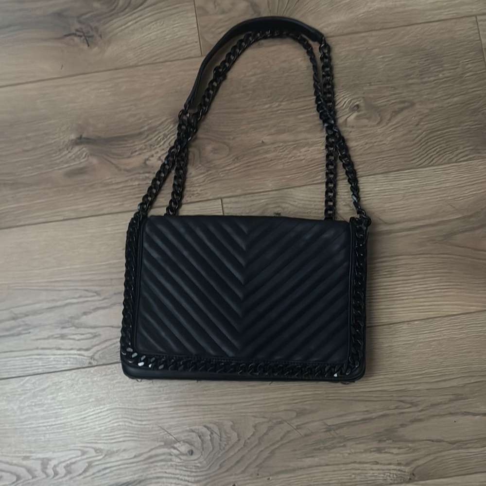 Black Quilted Chain Shoulder Bag